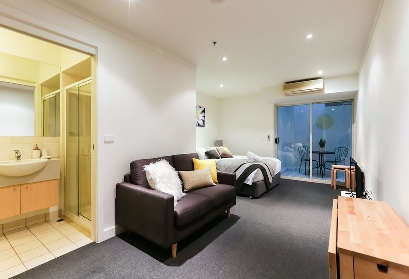 Willow, Carlton Studio Apartment