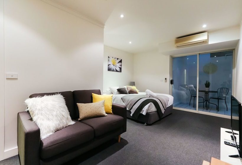 Willow, Carlton Studio Apartment