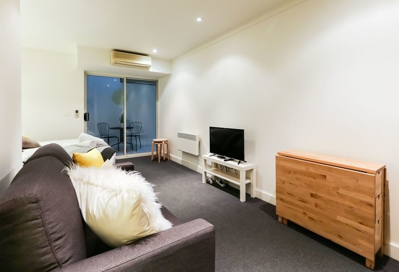 Willow, Carlton Studio Apartment