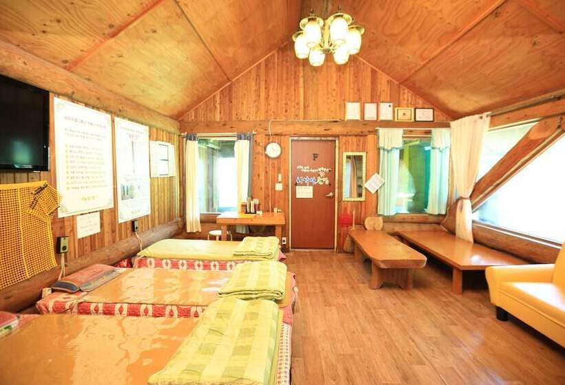 Wonju Chiak Mountain Club Pension