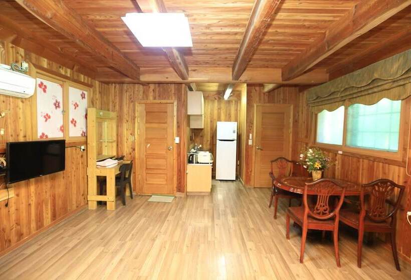 Wonju Chiak Mountain Club Pension