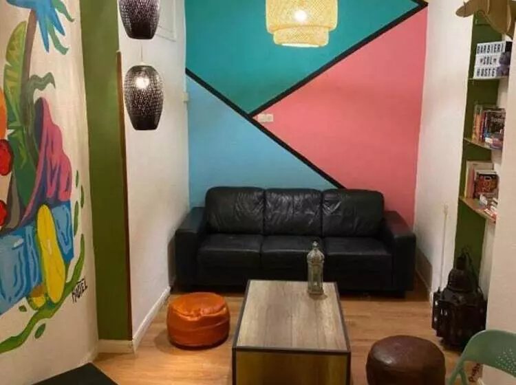 هتل Barbieri Sol Hostel