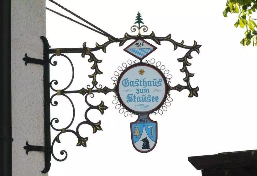 Hotelli Gasthaus Zum Stausee