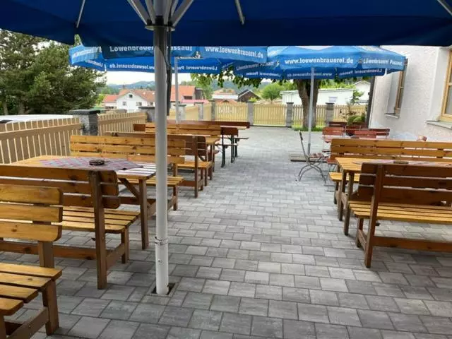 Hotelli Gasthaus Zum Stausee