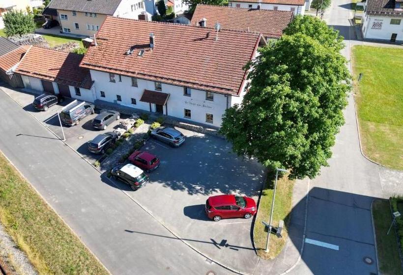 Отель Gasthaus Zum Stausee