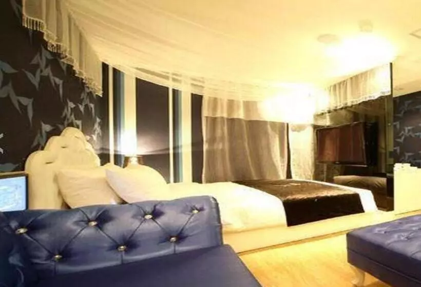 ホテル Ever Tourist