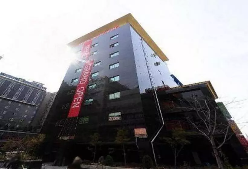 ホテル Ever Tourist