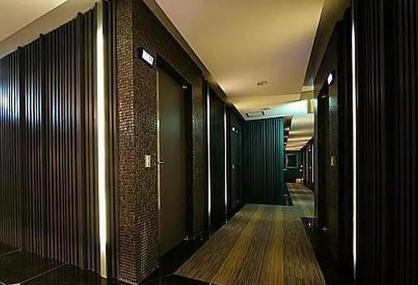 ホテル Ever Tourist