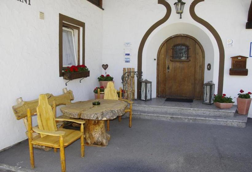 Hotelli Garni Wetterstein