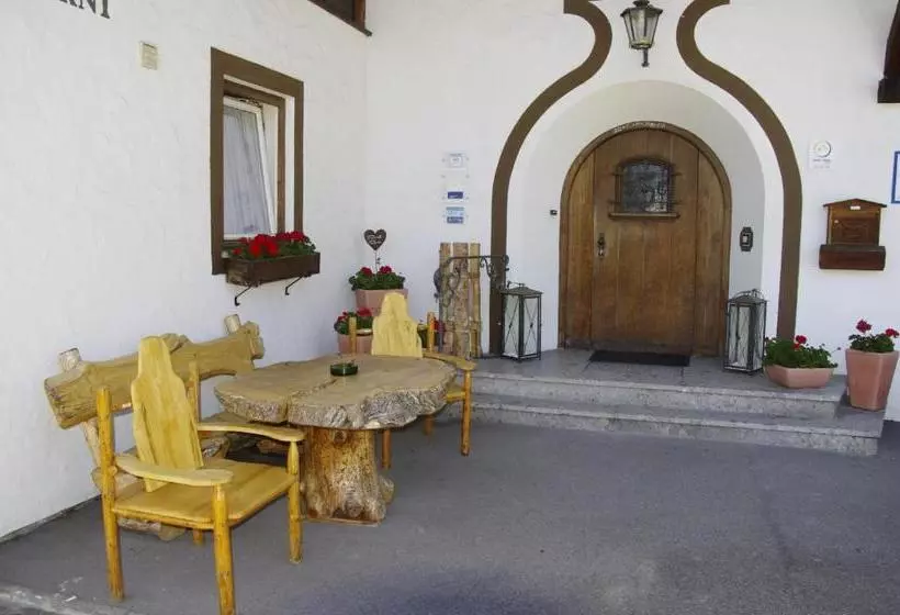 Hotelli Garni Wetterstein