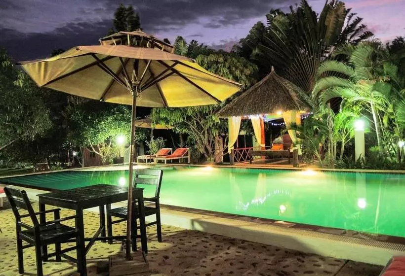 هتل Kep Malibu Bungalows