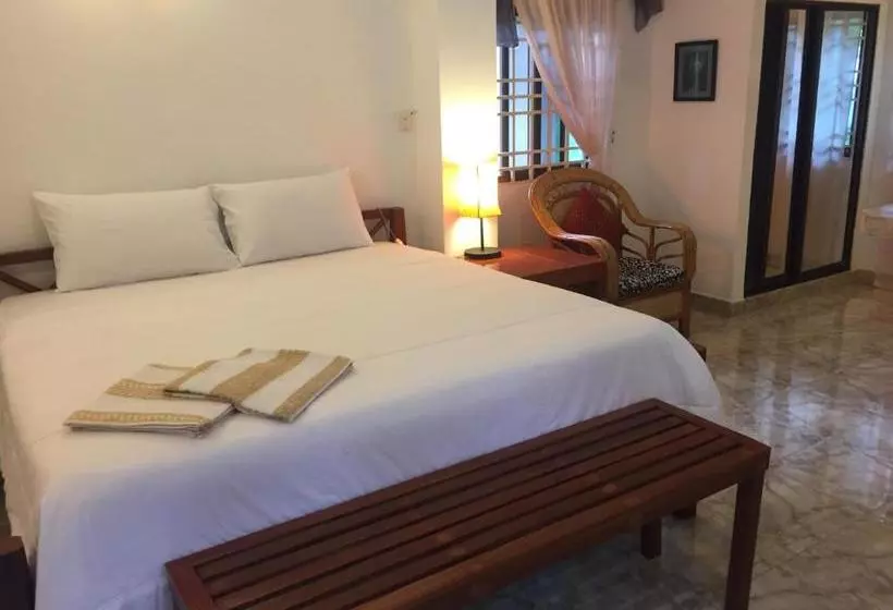 هتل Kep Malibu Bungalows