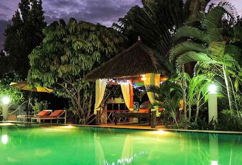 هتل Kep Malibu Bungalows