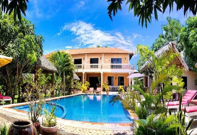 هتل Kep Malibu Bungalows