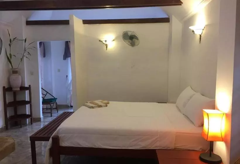 هتل Kep Malibu Bungalows