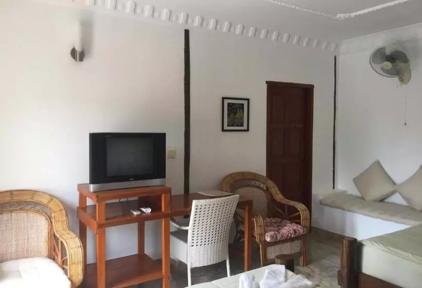 هتل Kep Malibu Bungalows