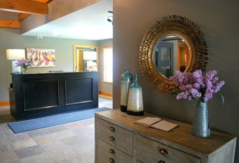 호텔 Trillium Resort & Spa