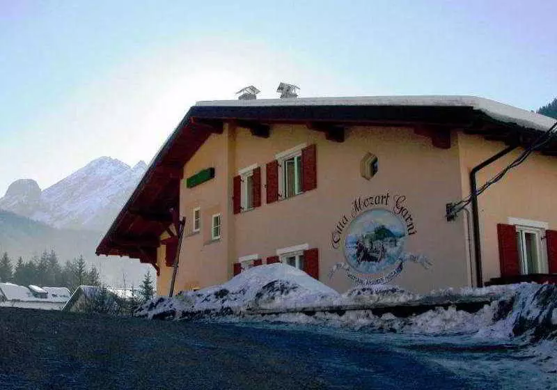 Hotelli Villa Mozart