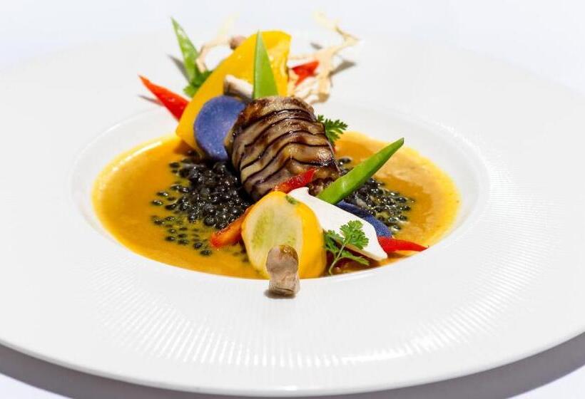 Small Luxury Hotel Wellnesshotel Golfpanorama