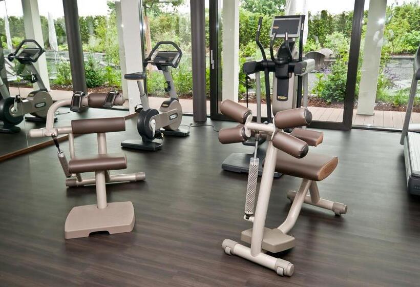 Small Luxury Hotel Wellnesshotel Golfpanorama