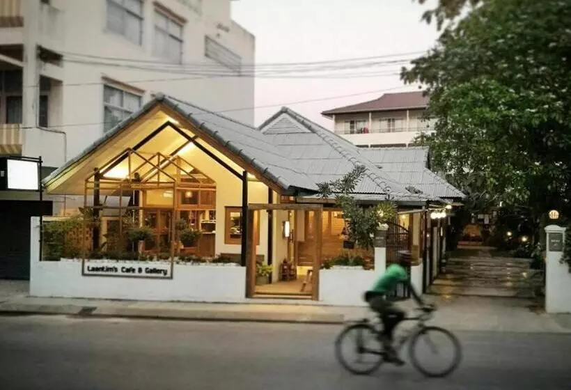 ホテル Baan Norn Plearn