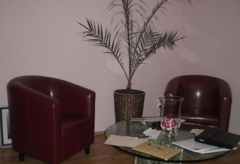 Hotelli Gasthof Krone