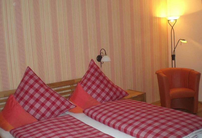 Hotelli Gasthof Krone