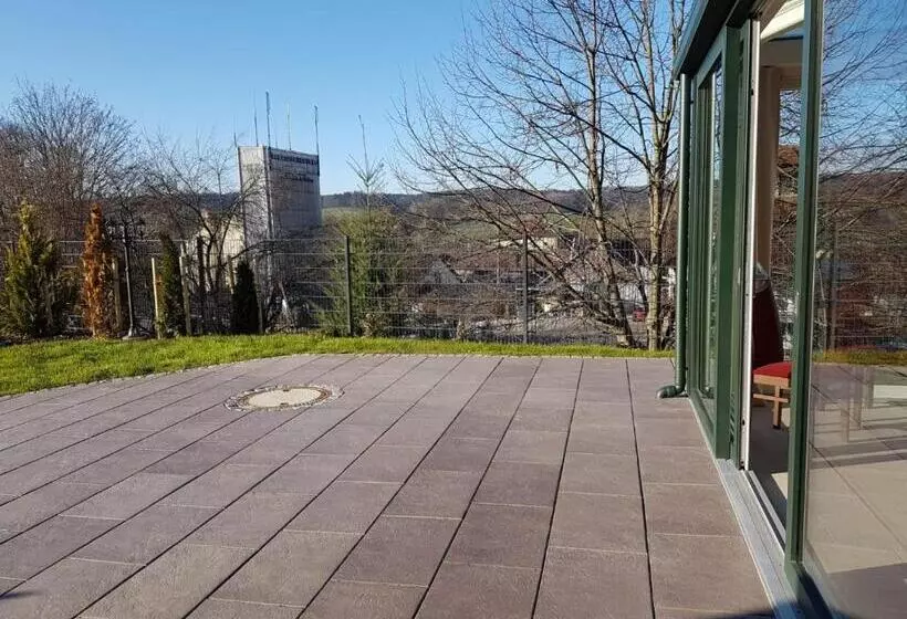 Hotelli Gästehaus Staudenschloss