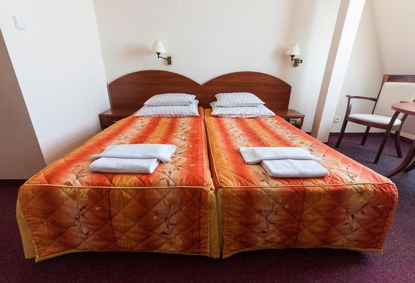 בית מלון כפרי Rewita Międzyzdroje   Grunwald