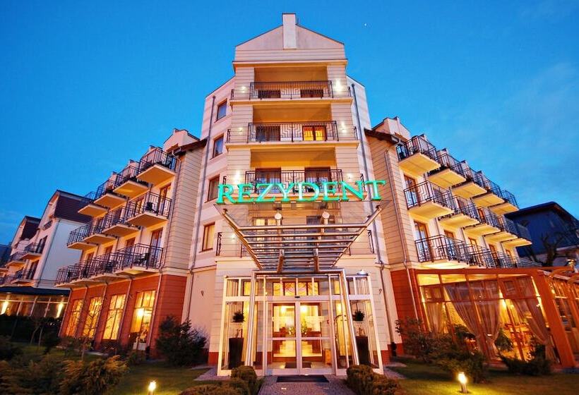 בית מלון כפרי Rezydent Resort