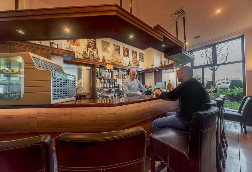 בית מלון כפרי Rezydent Resort