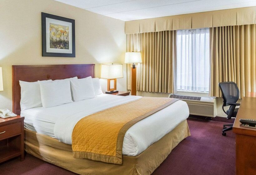 Clarion Hotel Somerset New Brunswick