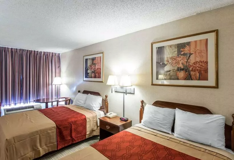 Отель Econo Lodge