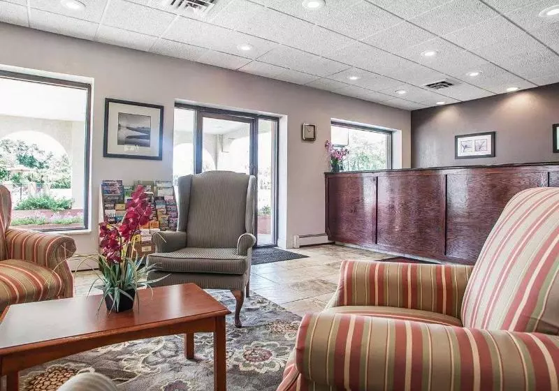 Отель Econo Lodge Hammonton