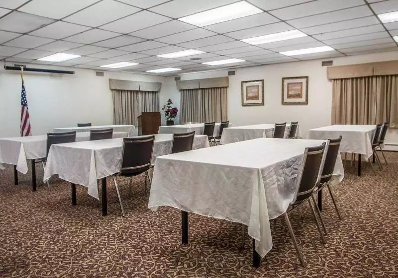 Отель Econo Lodge Hammonton