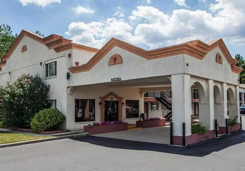 Отель Econo Lodge Hammonton
