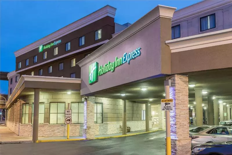 호텔 Holiday Inn Express Albany Downtown
