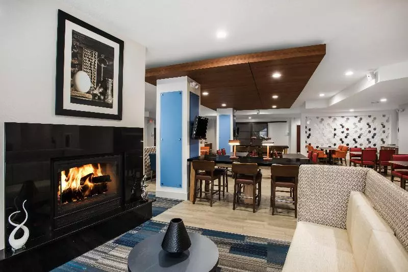 호텔 Holiday Inn Express Albany Downtown