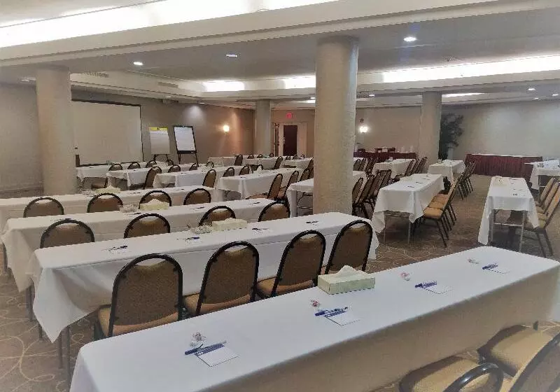 호텔 Holiday Inn Express Albany Downtown