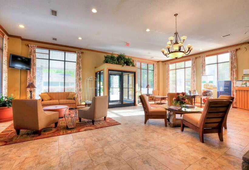 فندق Quality Inn