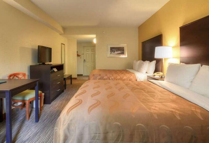 فندق Quality Inn