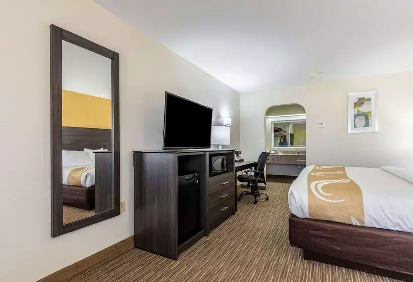 Отель Quality Inn Southaven  Memphis South