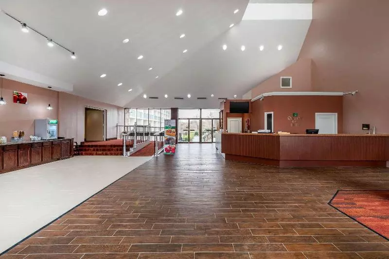 酒店 Quality Inn Tyler Lindale