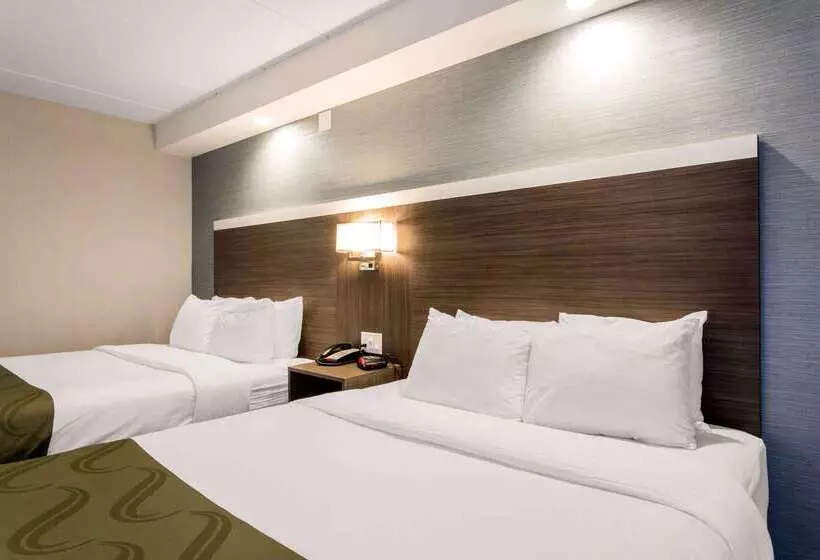 هتل Quality Inn