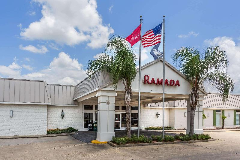 בית מלון כפרי Ramada By Wyndham Houma