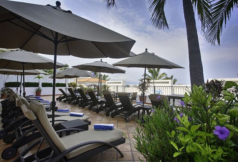 Отель One Beach Street Puerto Vallarta