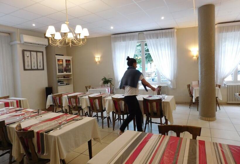 בית מלון כפרי Des Pyrénées