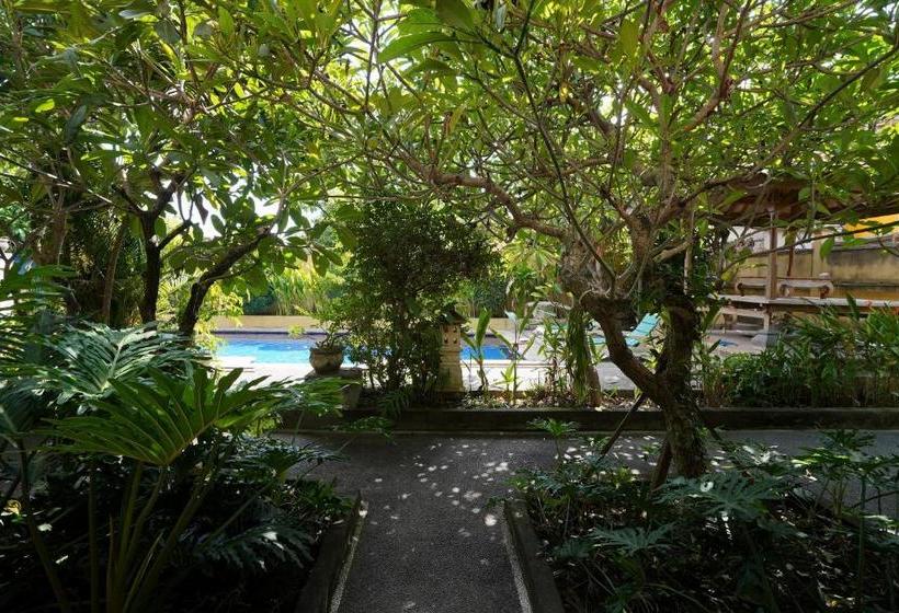 הוסטל Puri Sanur