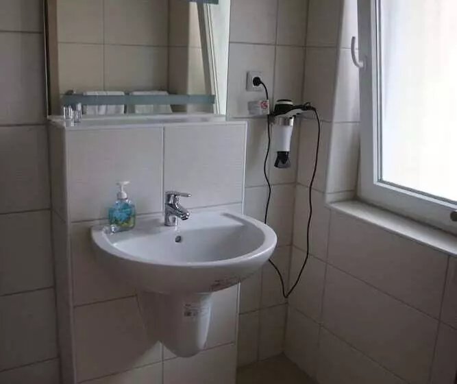 Bed Budget City Center Hannover   Hostel