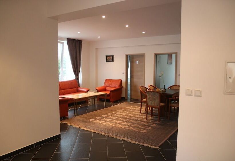 Bed Budget City Center Hannover Hostel